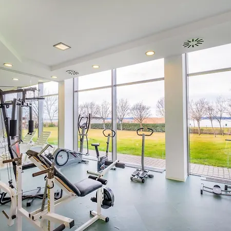 Myflat Club 218 Gold Ii Wellness * Siófok